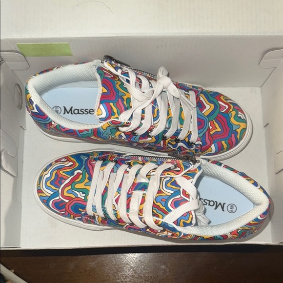 Masseys Colorful Patterned Berkeleys Sneakers - Picture 1 of 5